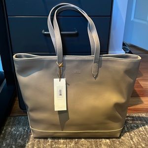 LAST CALL SALE! NWT Matt & Nat Schlepp Tote - Color Feather